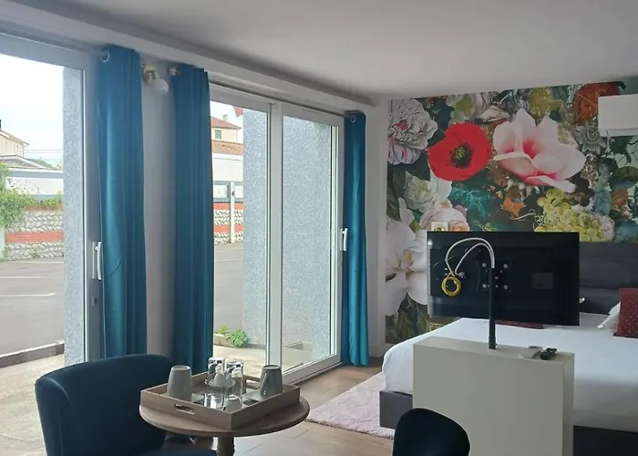 Bed & Breakfast Touraco 3*