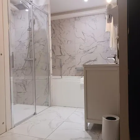 Bed & Breakfast Touraco Villars-les-Dombes