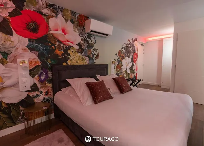 Touraco Bed & Breakfast 3*